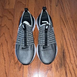 Men’s Nike sneakers